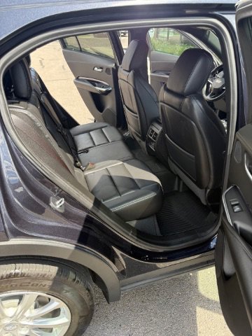 Used 2023 Cadillac XT4 Luxury w/ Cold Weather Package image 14