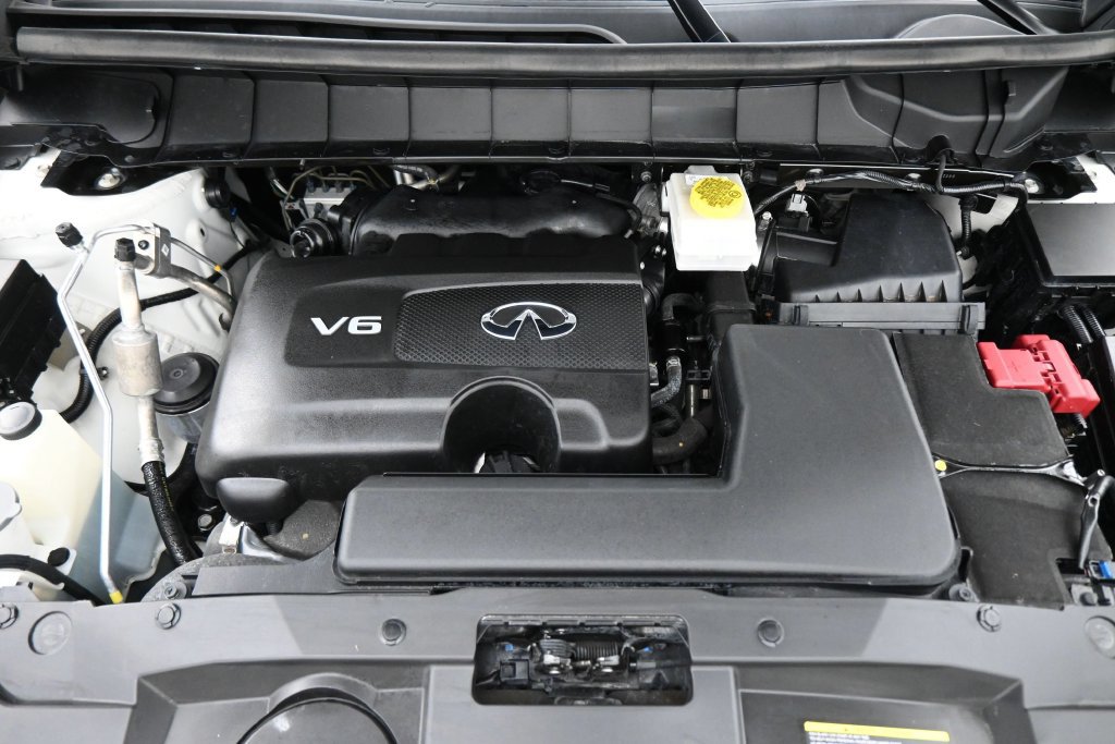 Used 2023 INFINITI QX60 Luxe w/ Performance Audio Package FWD image 24