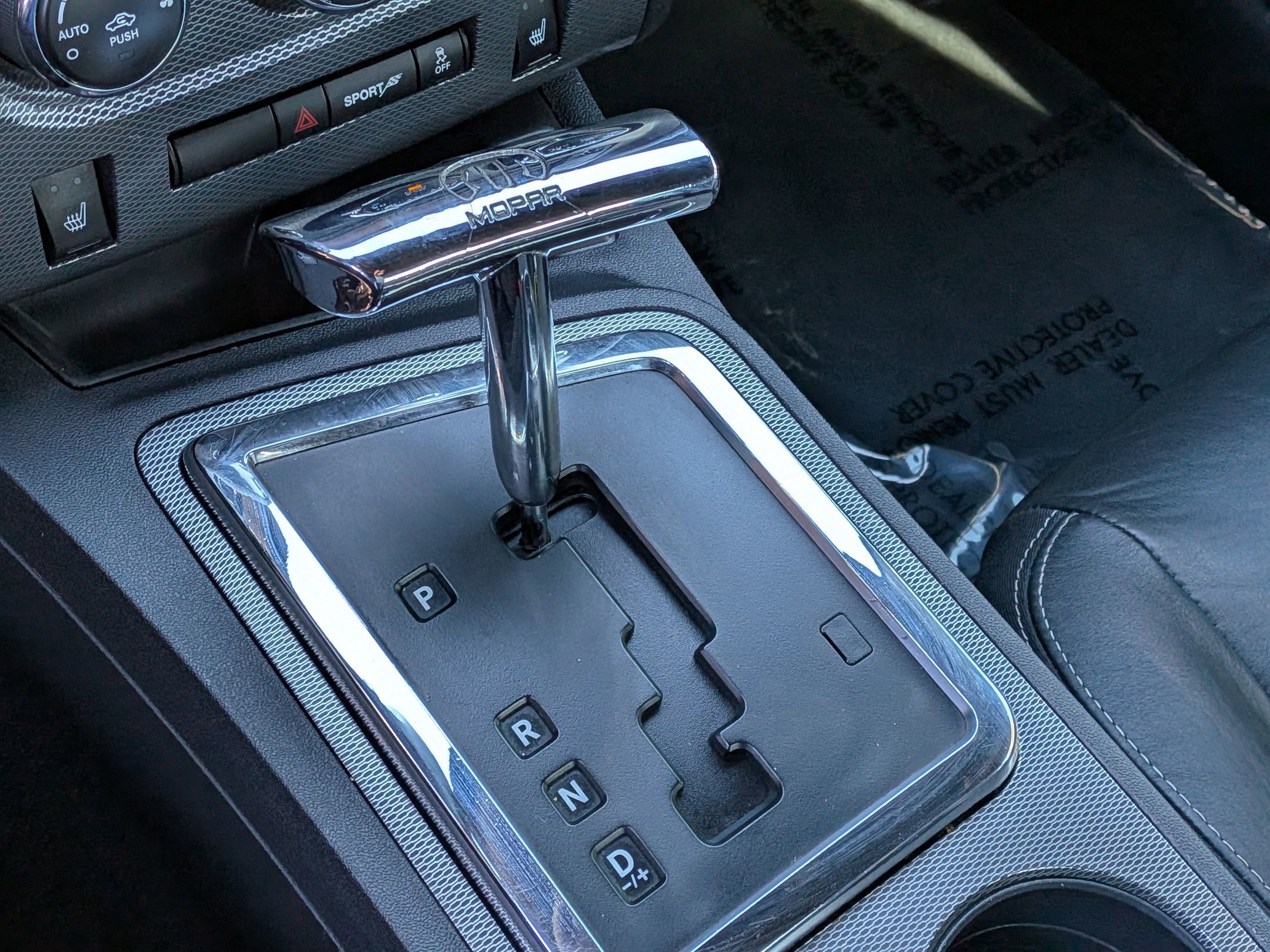 Used 2013 Dodge Challenger R/T image 23