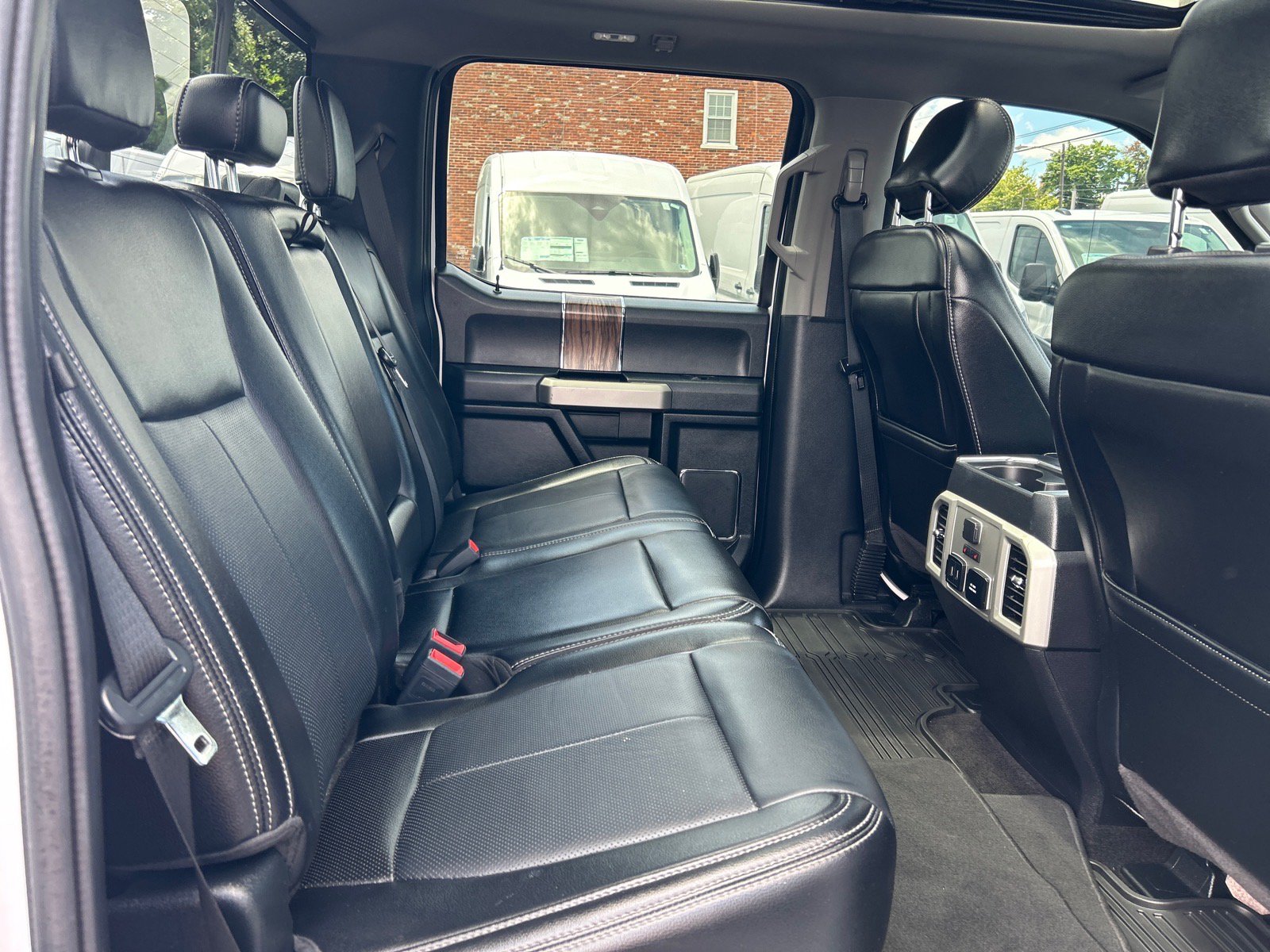 Used 2020 Ford F150 Lariat w/ Equipment Group 502A Luxury AWD/4WD image 21