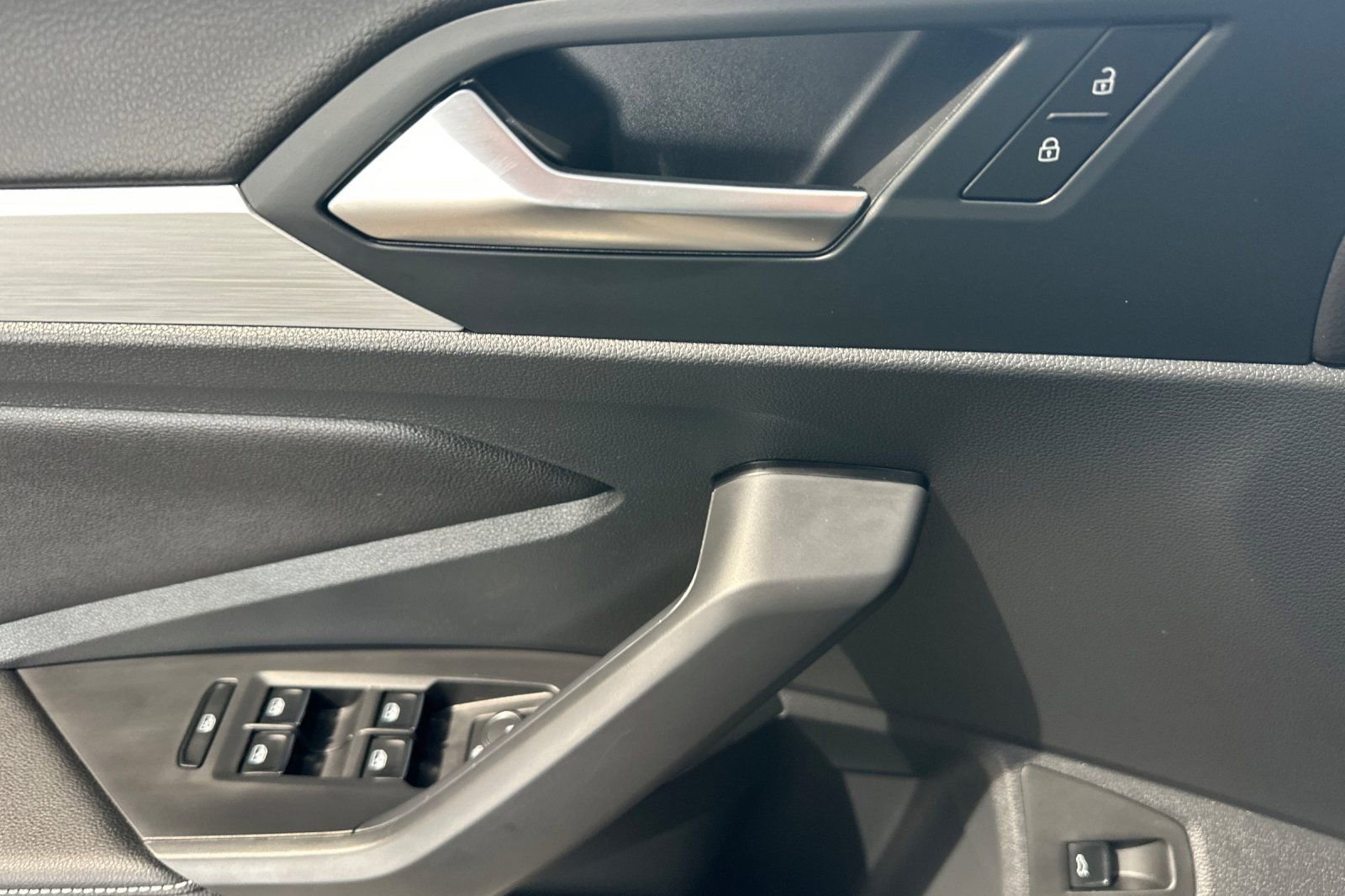 New 2026 Volkswagen Jetta Sport FWD image 9