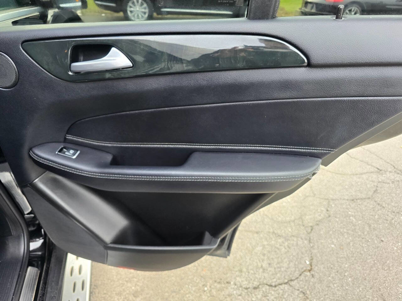 Used 2017 Mercedes-Benz GLE 350 4MATIC image 30