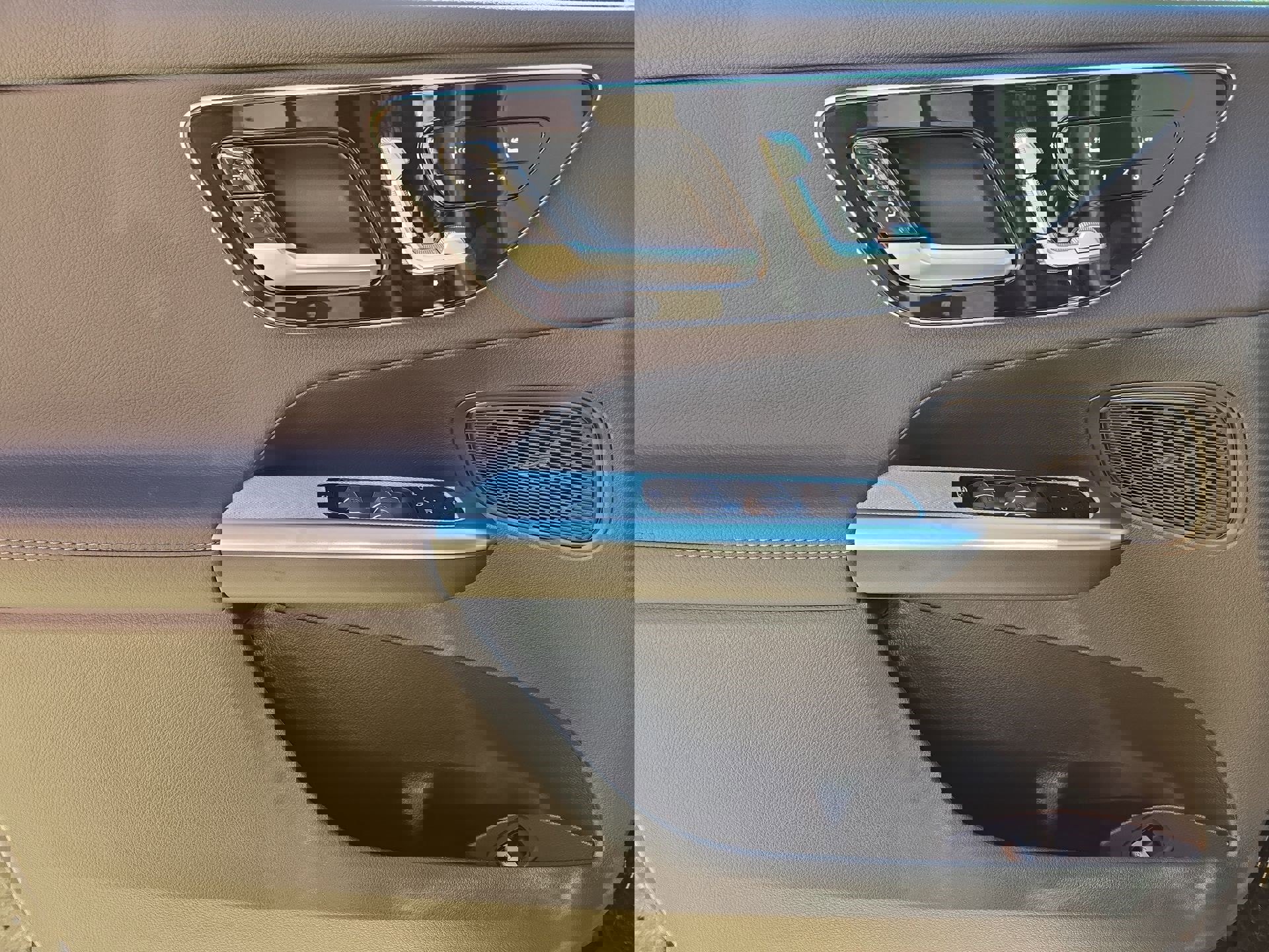 New 2026 Mercedes-Benz GLC 300 image 15