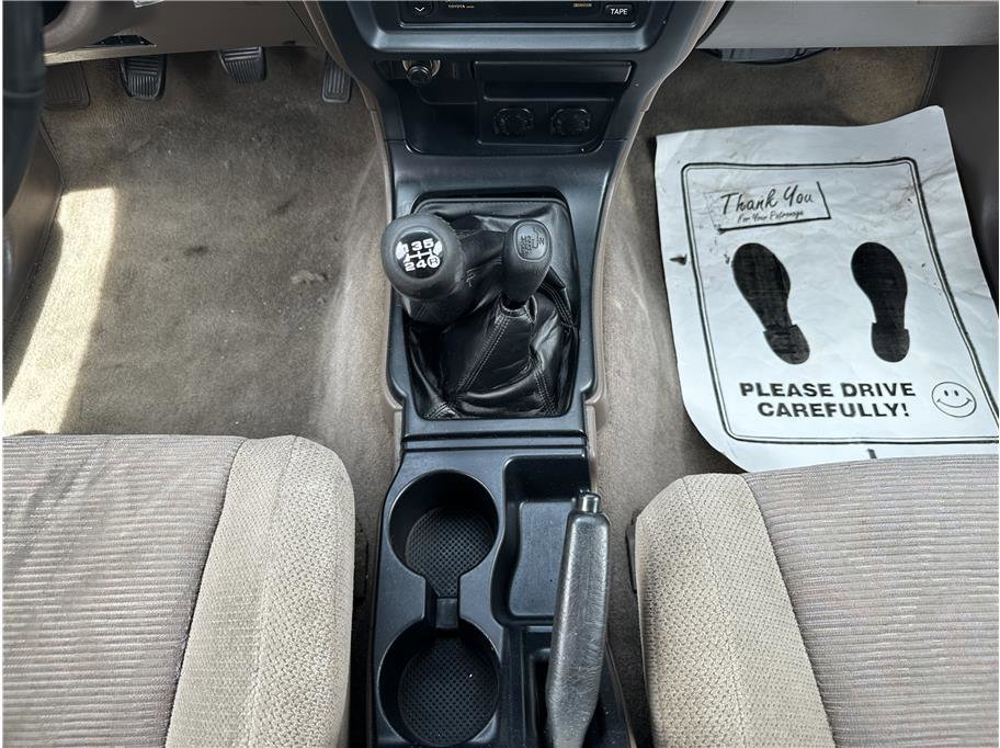 Used 2000 Toyota 4Runner SR5 image 22