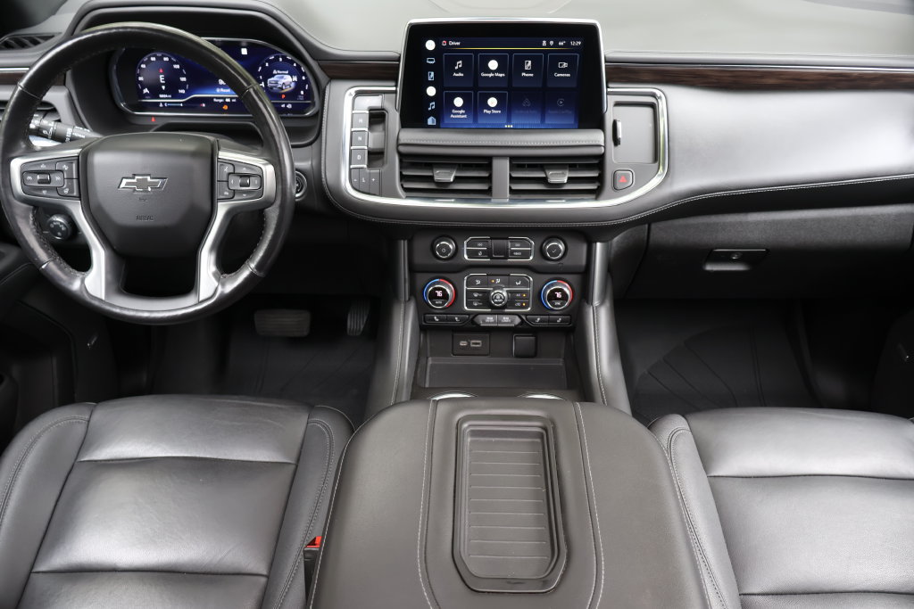 Used 2022 Chevrolet Tahoe Z71 w/ Luxury Package AWD/4WD image 18