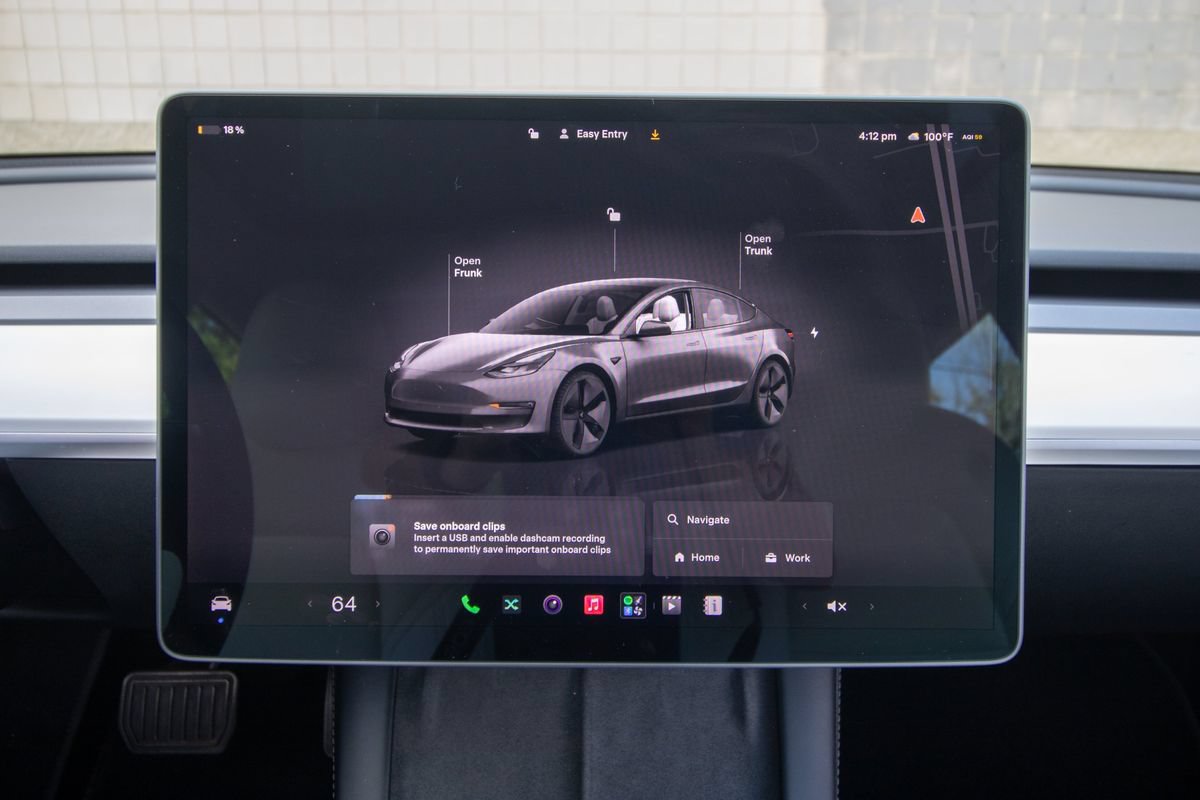 Used 2022 Tesla Model 3 Long Range AWD/4WD image 25