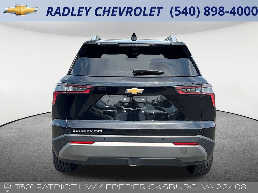 Used 2025 Chevrolet Equinox LT w/ Convenience Package II AWD/4WD image 17