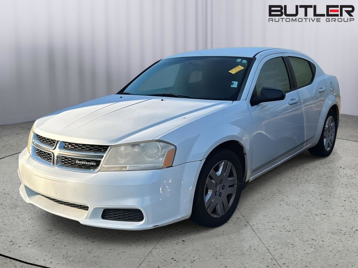 Used 2012 Dodge Avenger SE image 1