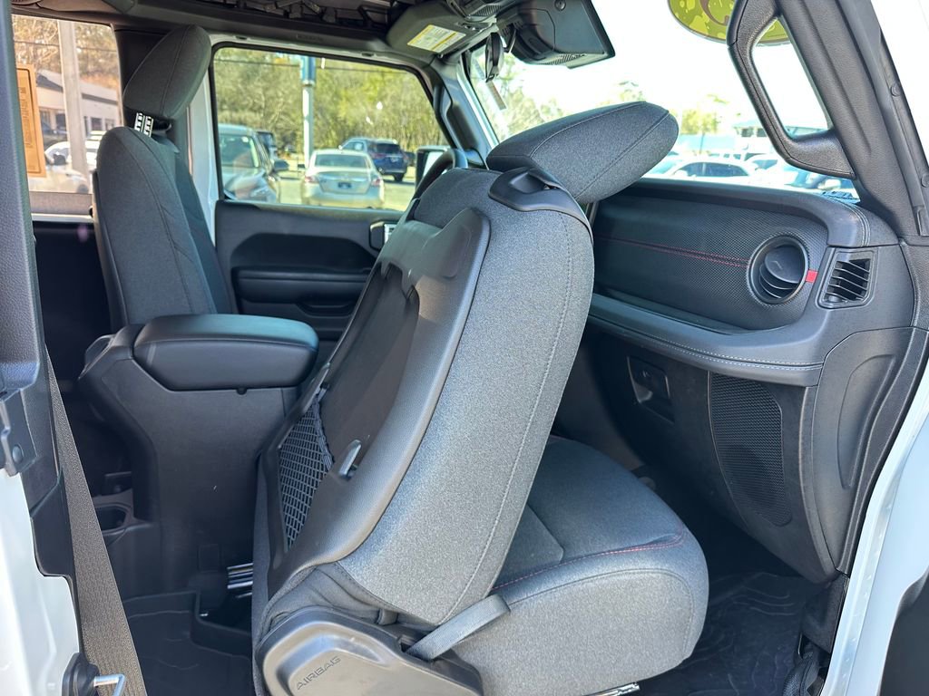 Used 2025 Jeep Wrangler Rubicon image 43