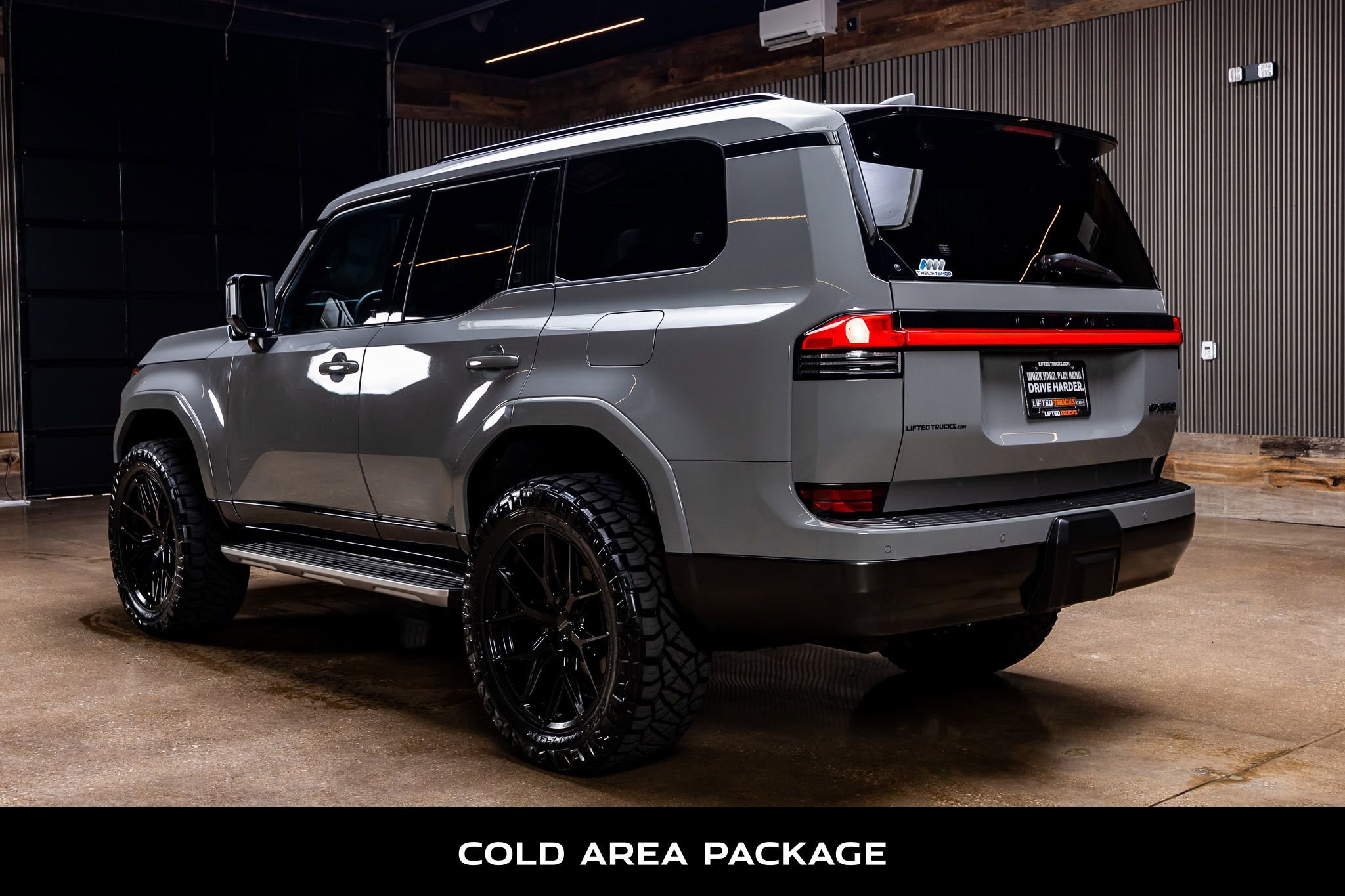 Used 2025 Lexus GX 550 w/ Cold Area Package AWD/4WD image 7