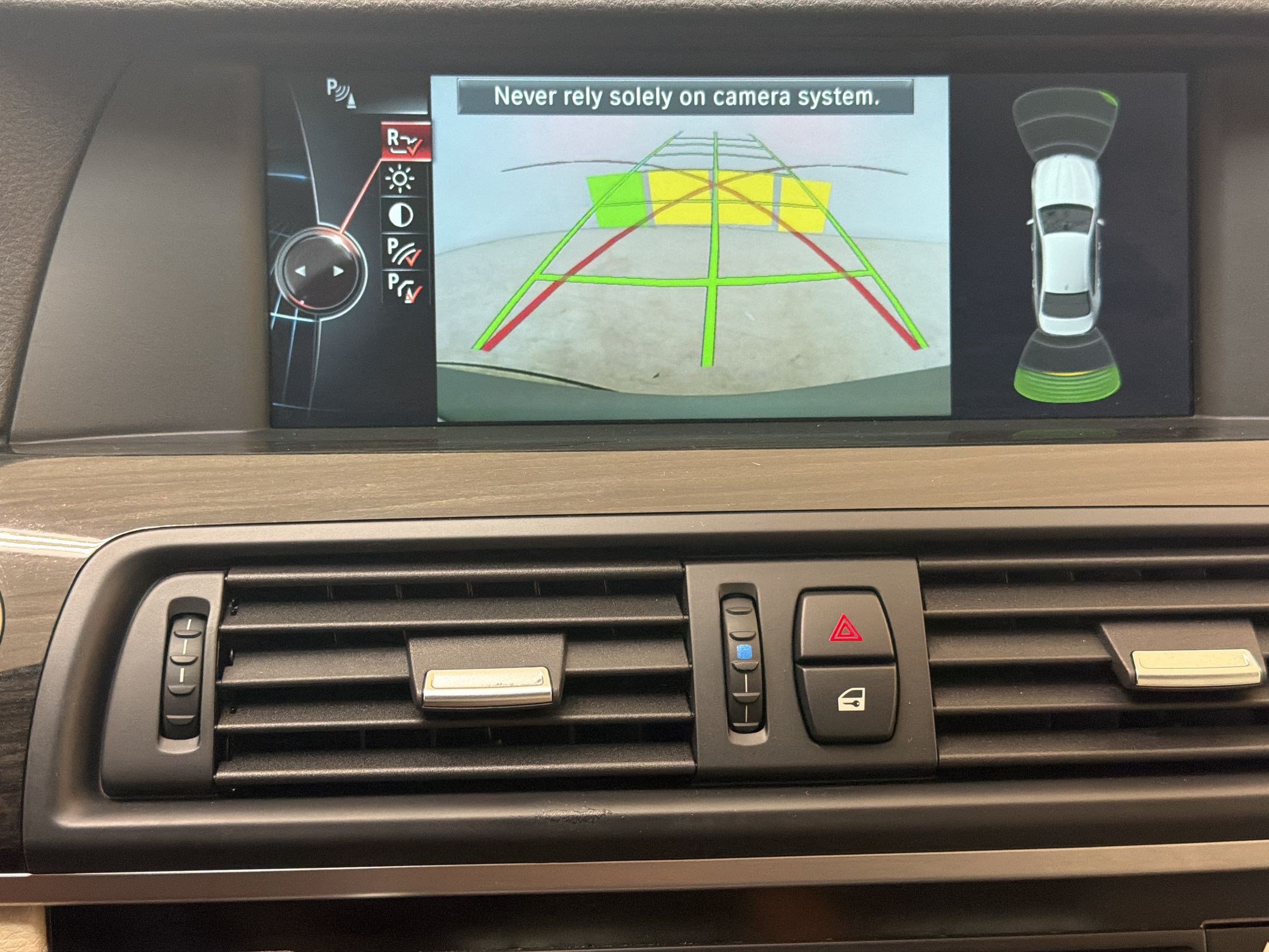 Used 2013 BMW 535i xDrive Sedan AWD/4WD image 18