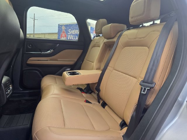 Used 2021 Lincoln Corsair Reserve AWD/4WD image 13