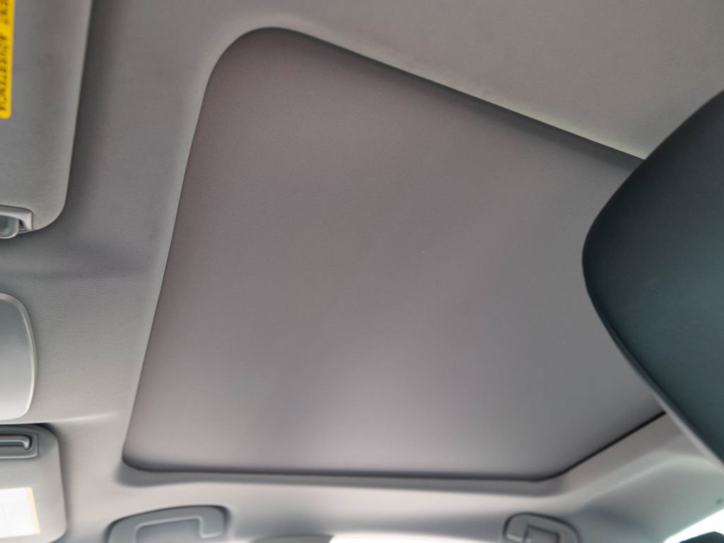 Used 2018 Toyota Camry XLE w/ Driver Assist Package FWD image 26