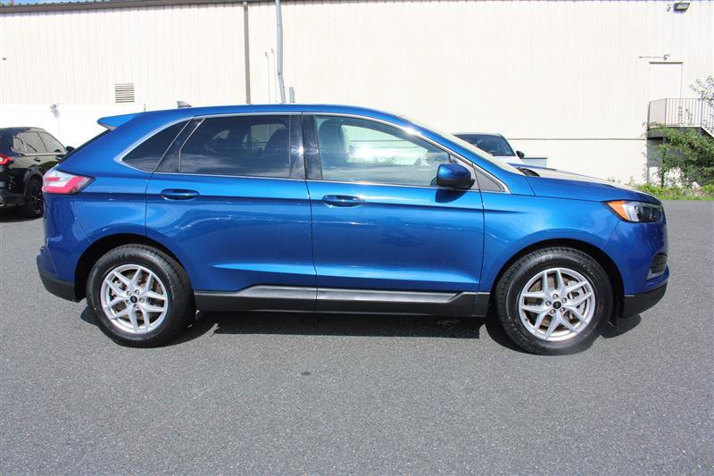 Used 2024 Ford Edge SEL AWD/4WD image 9
