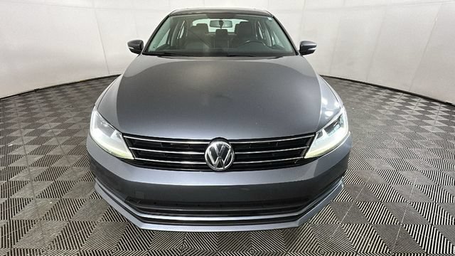 Used 2017 Volkswagen Jetta SE FWD image 7