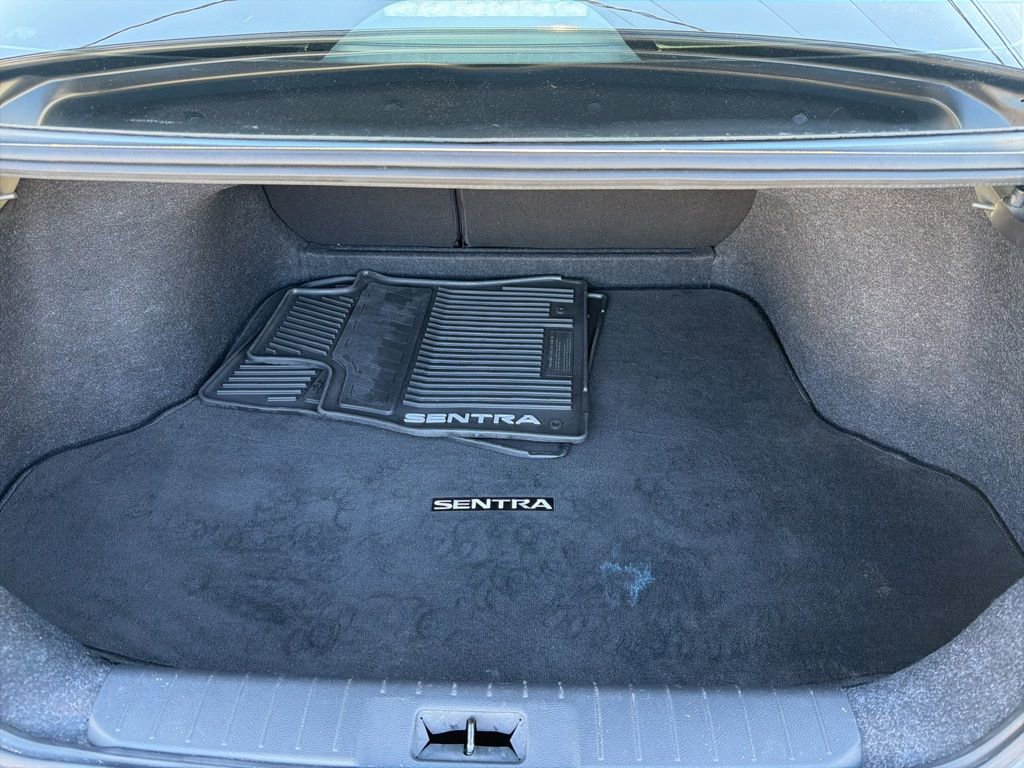 Used 2021 Nissan Sentra SR w/ SR Premium Package image 26