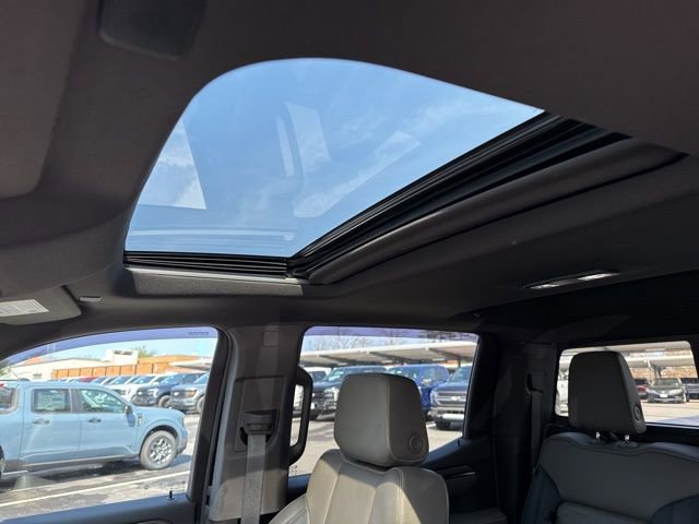 Used 2022 Chevrolet Silverado 1500 ZR2 w/ Technology Package image 21