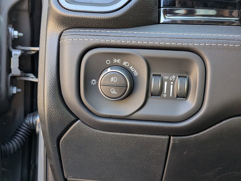 New 2026 RAM 2500 Limited image 35