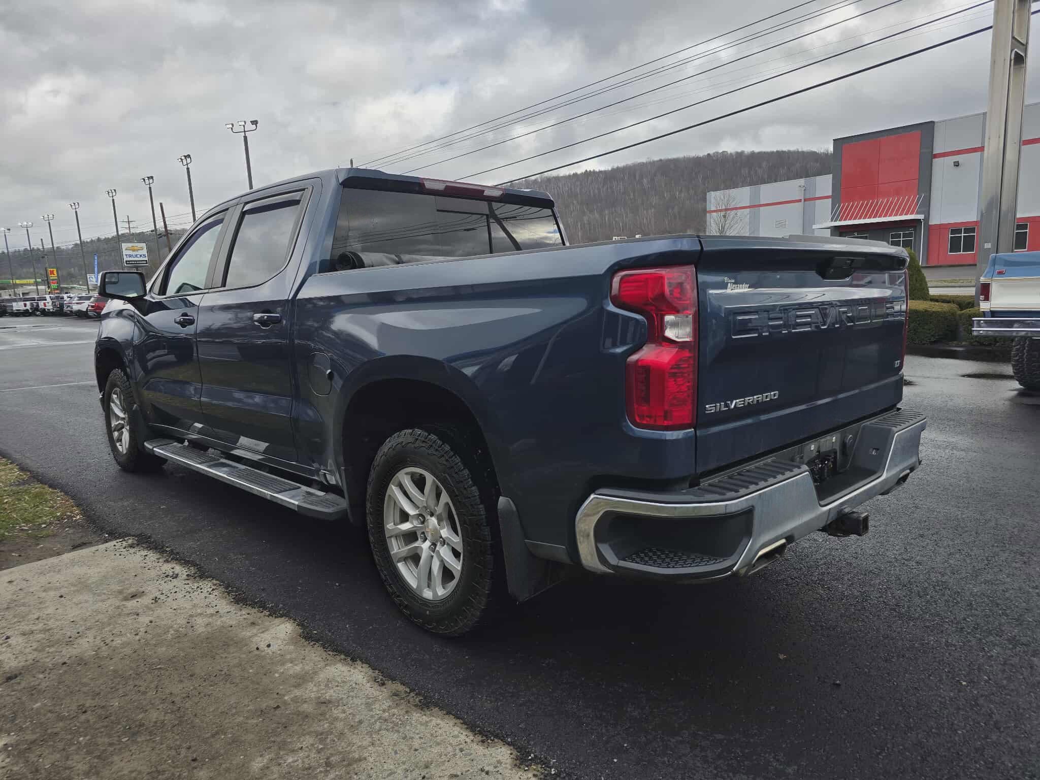 Used 2019 Chevrolet Silverado 1500 LT w/ All-Star Edition image 5
