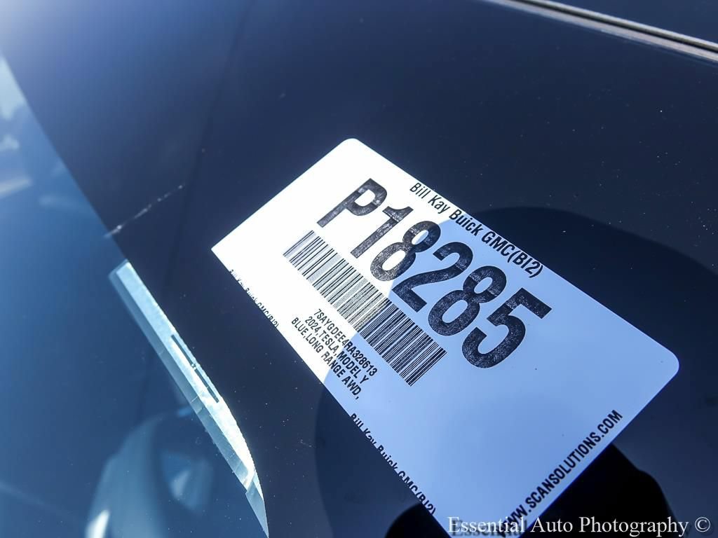 Used 2024 Tesla Model Y Long Range AWD/4WD image 37