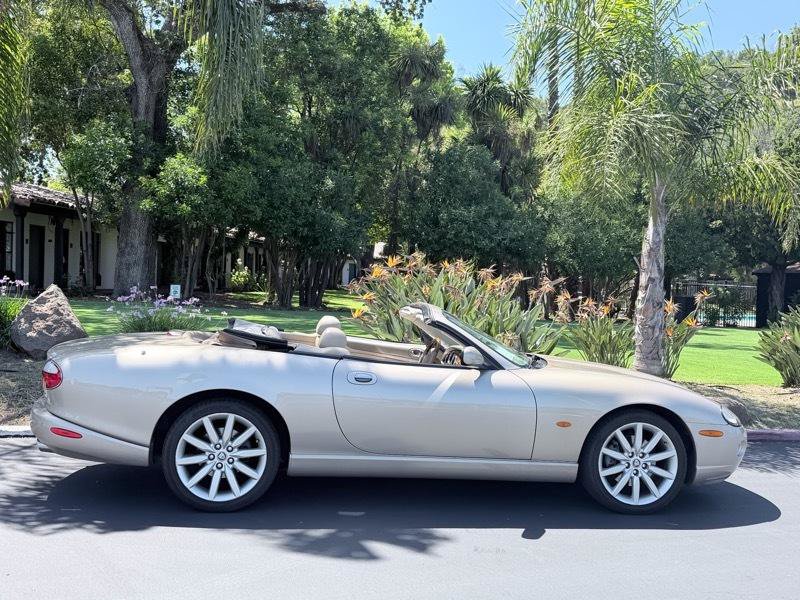 Used 2006 Jaguar XK8 Convertible RWD image 5