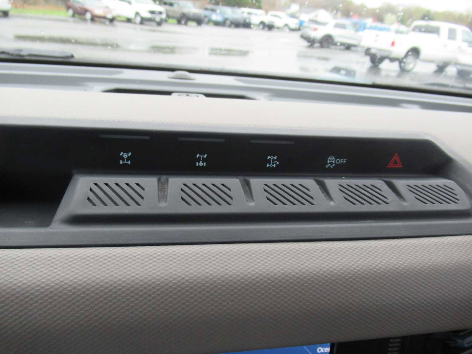 Used 2023 Ford Bronco Wildtrak image 32