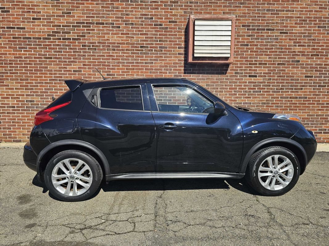 Used 2014 Nissan Juke SV AWD/4WD image 8