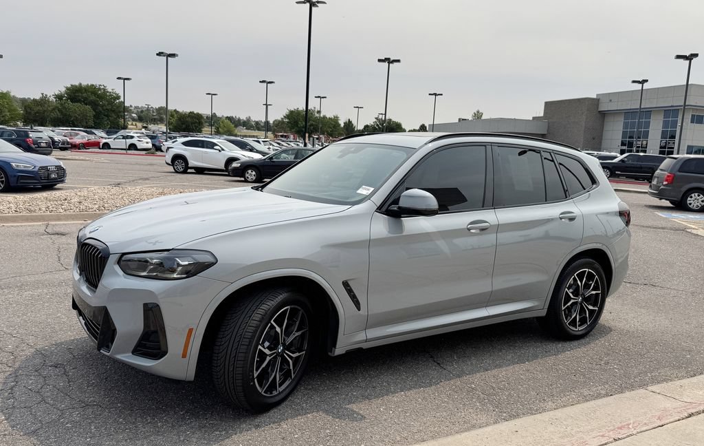Used 2023 BMW X3 xDrive30i w/ M Sport Package AWD/4WD image 4