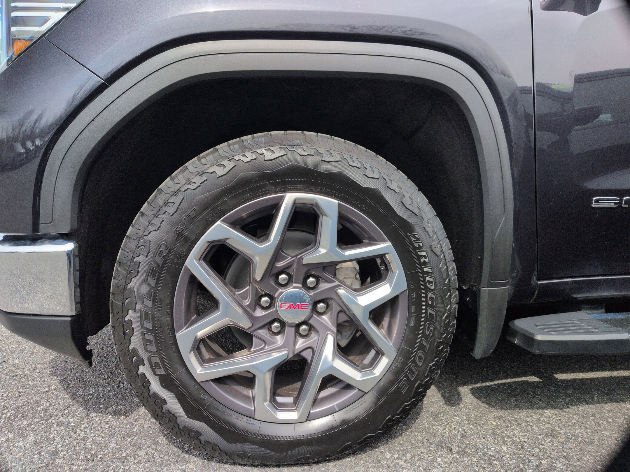 Used 2022 GMC Sierra 1500 SLT w/ SLT Premium Plus Package image 16