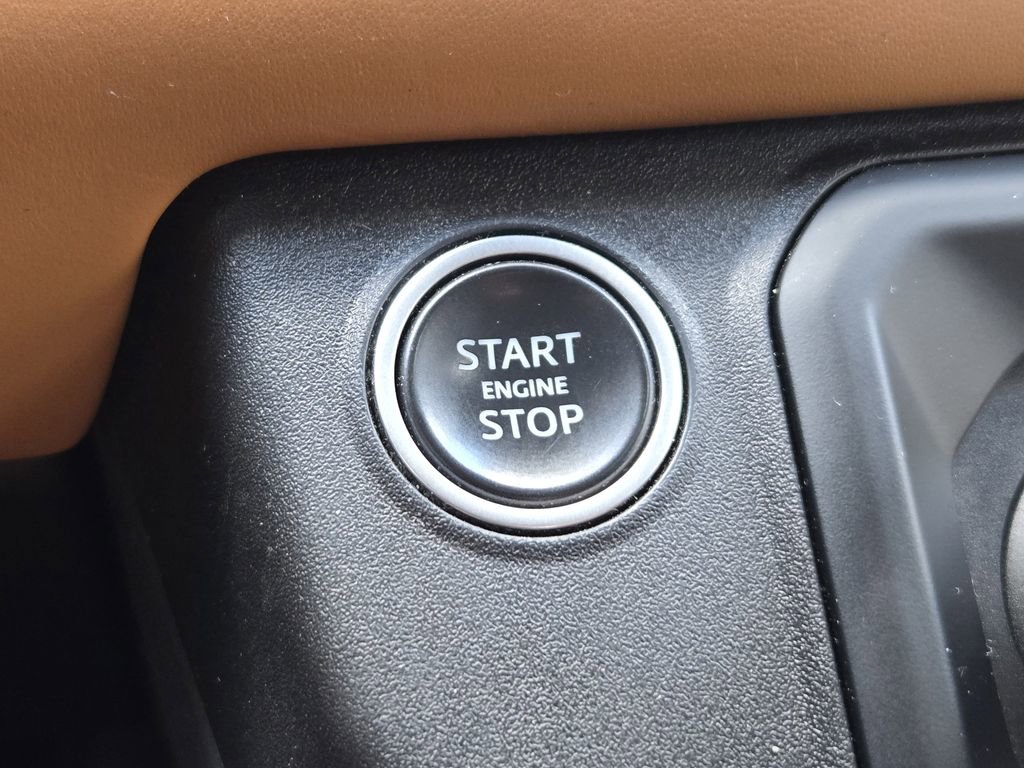 Used 2020 Land Rover Defender 110 X AWD/4WD image 17