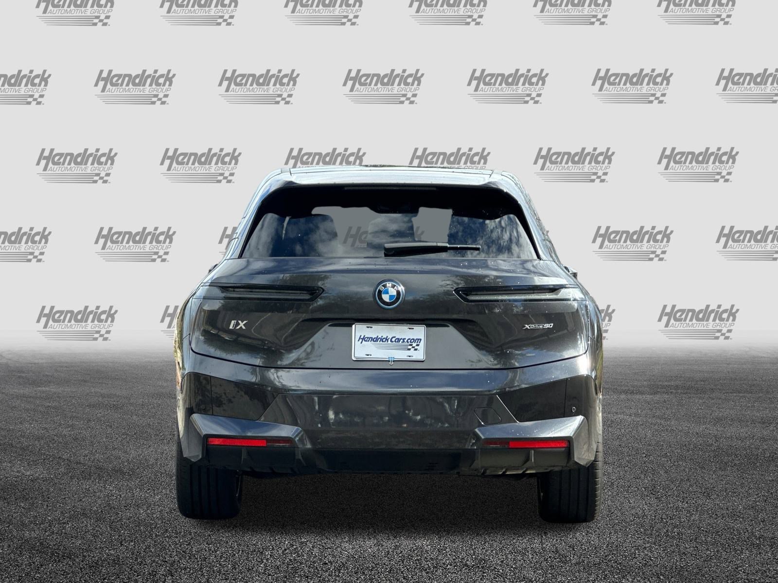 Used 2025 BMW iX xDrive50 w/ Sport Package image 6