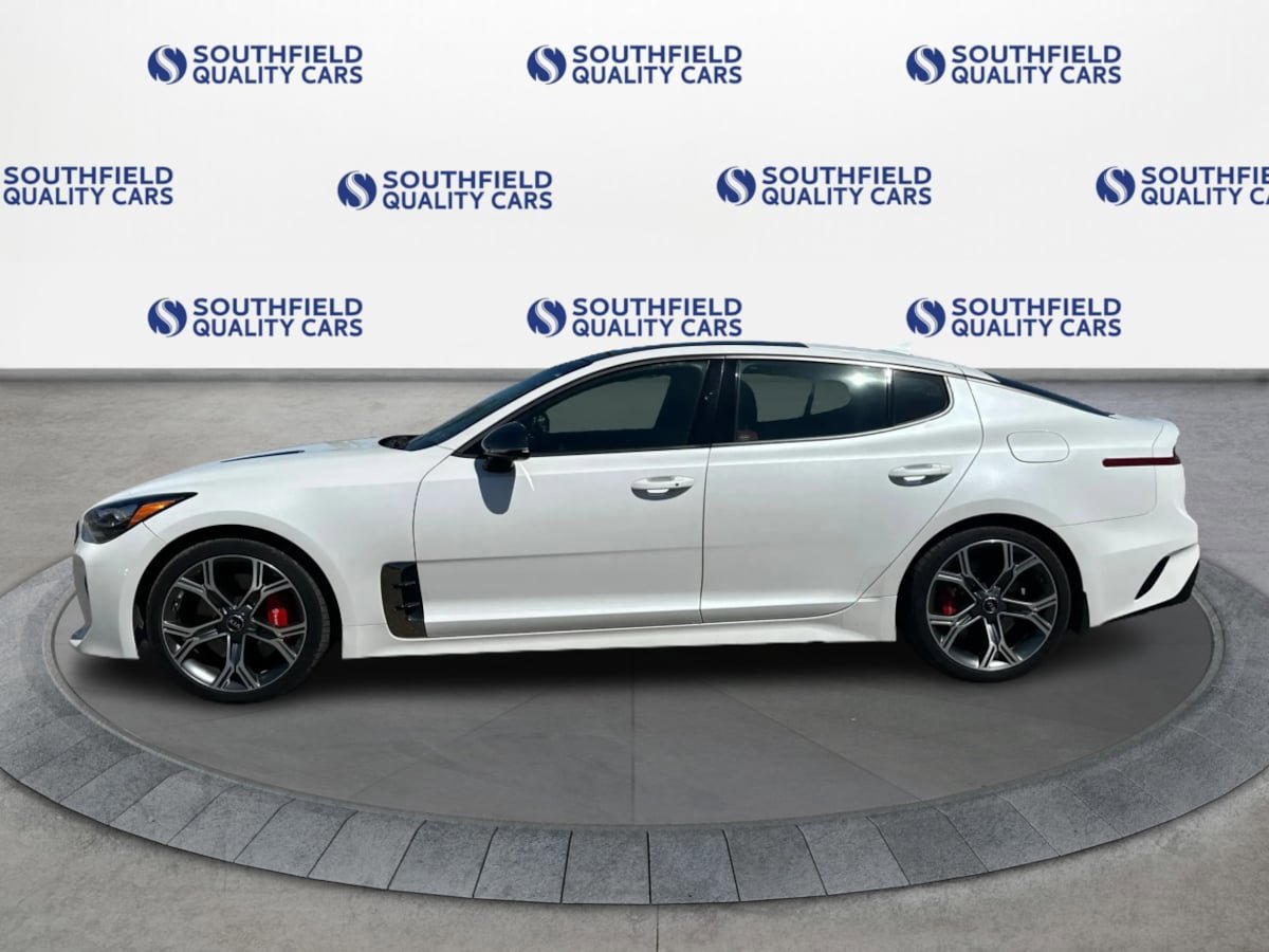 Used 2019 Kia Stinger GT2 AWD/4WD image 3