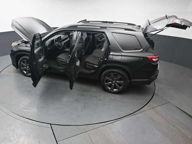 Used 2023 Honda Pilot Sport image 43