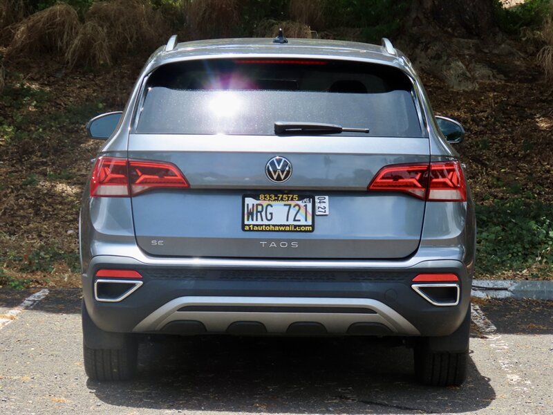 Used 2022 Volkswagen Taos SE FWD image 5