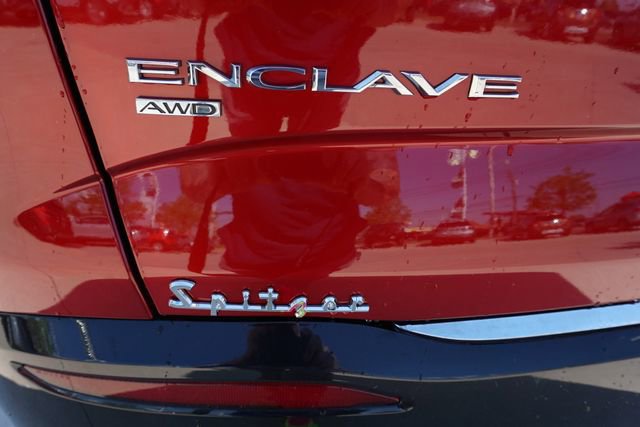 Used 2024 Buick Enclave Essence AWD/4WD image 8