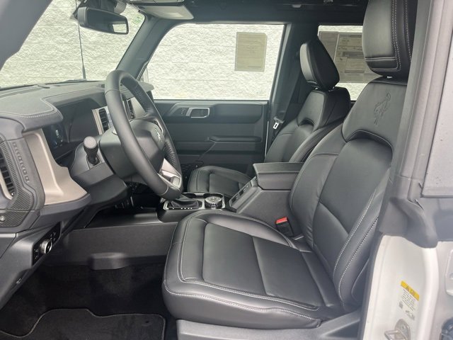 New 2025 Ford Bronco Outer Banks w/ Sasquatch Package image 4