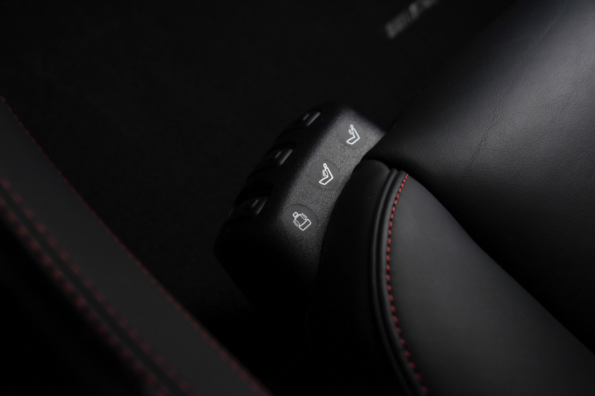 Used 2014 Mercedes-Benz SLS AMG GT Coupe image 25