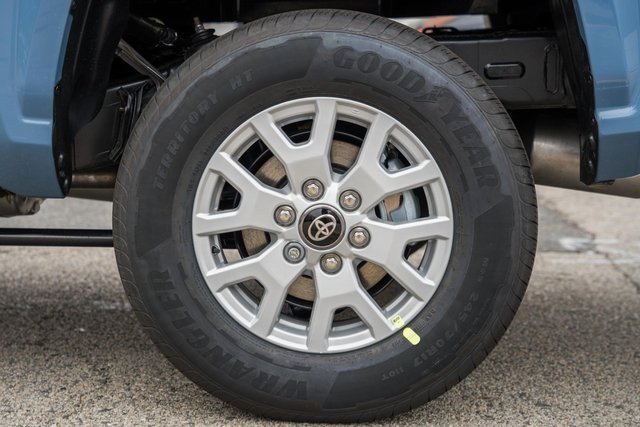 New 2026 Toyota Tacoma SR5 image 17