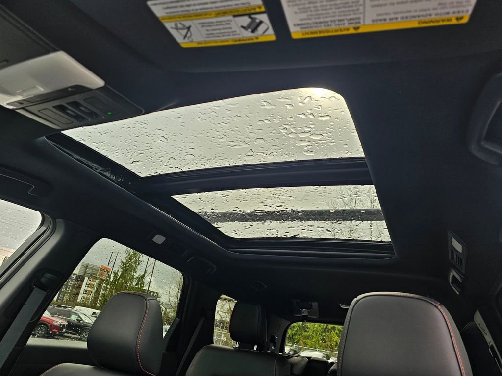 New 2026 Nissan Pathfinder Rock Creek image 10