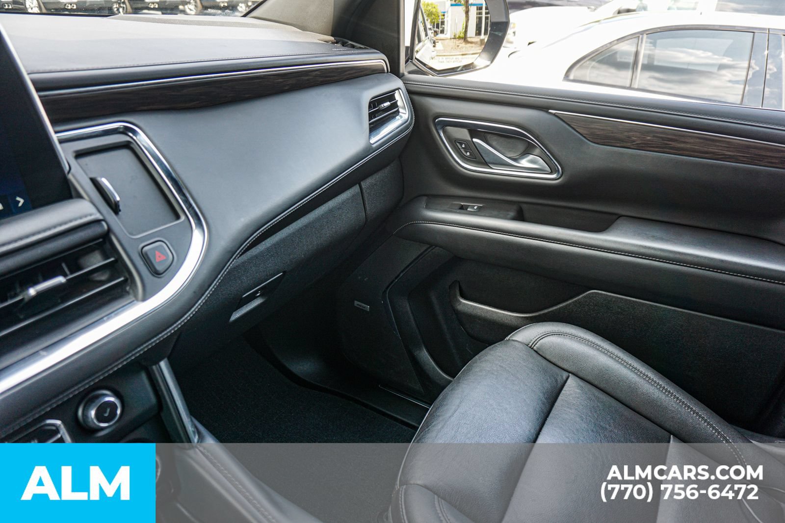 Used 2022 Chevrolet Suburban LT w/ LT Signature Package AWD/4WD image 47
