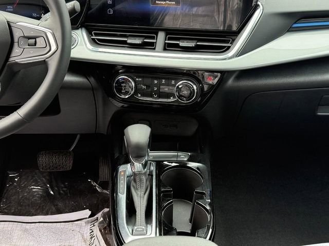 Used 2025 Chevrolet Trax LT w/ Driver Confidence Package image 15