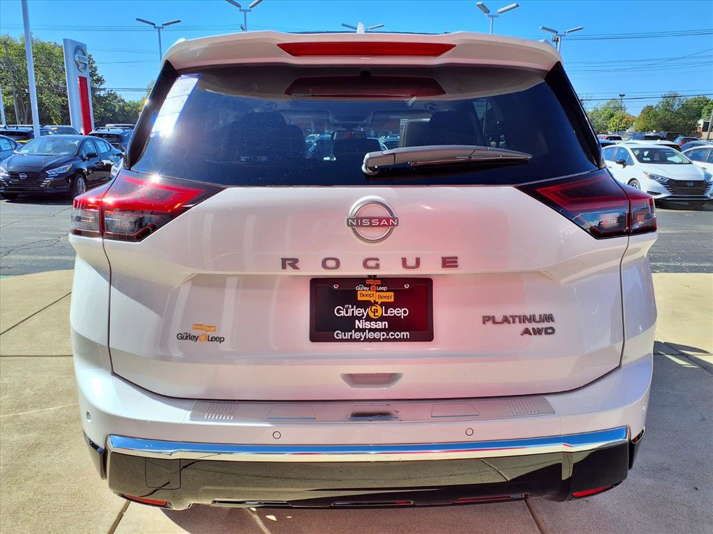 New 2026 Nissan Rogue Platinum image 10