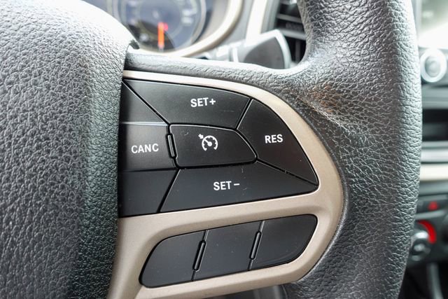 Used 2017 Jeep Cherokee Sport image 14