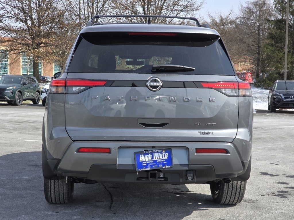 New 2026 Nissan Pathfinder SL image 10