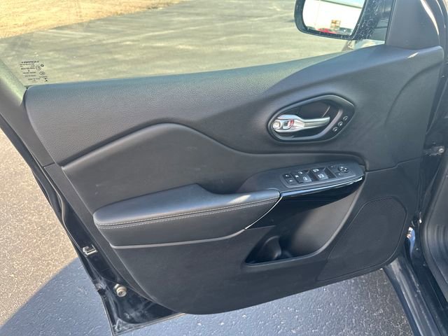 Used 2023 Jeep Cherokee Altitude Lux w/ Lux Elite Package image 12