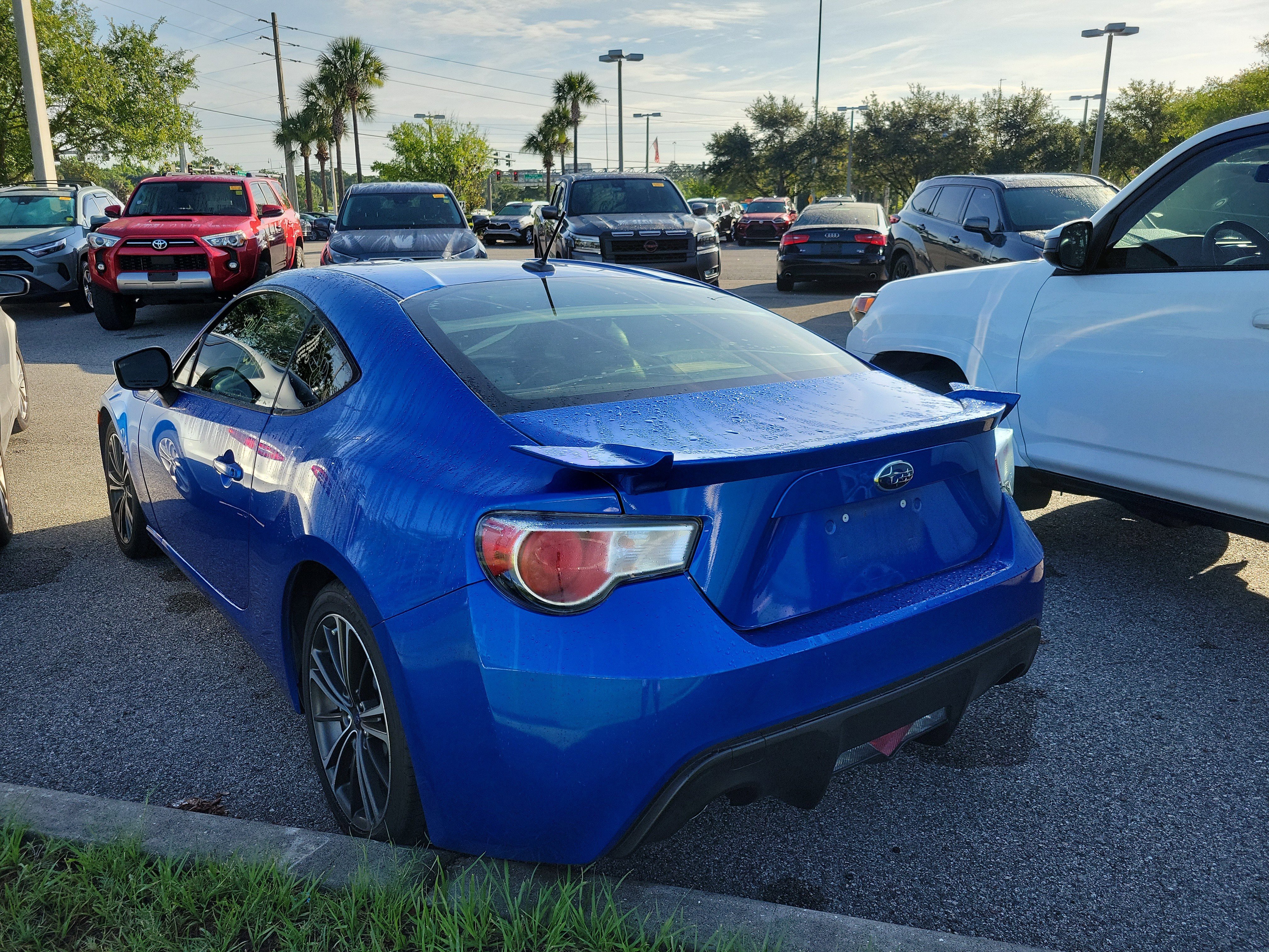 Used 2014 Subaru BRZ Limited w/ Popular Package #2B RWD image 2