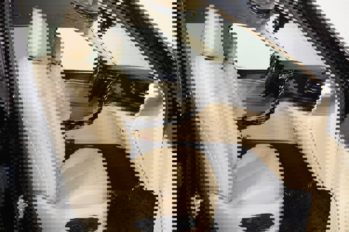 Used 2022 Jeep Grand Cherokee L Limited image 12