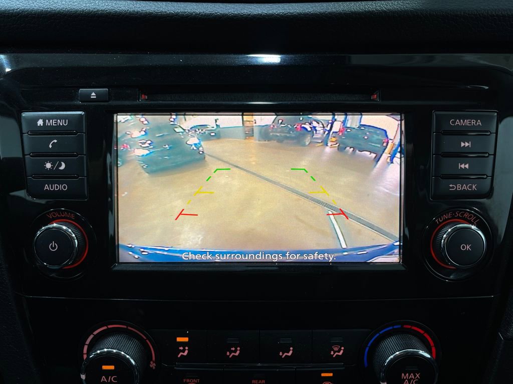 Used 2019 Nissan Rogue S image 10