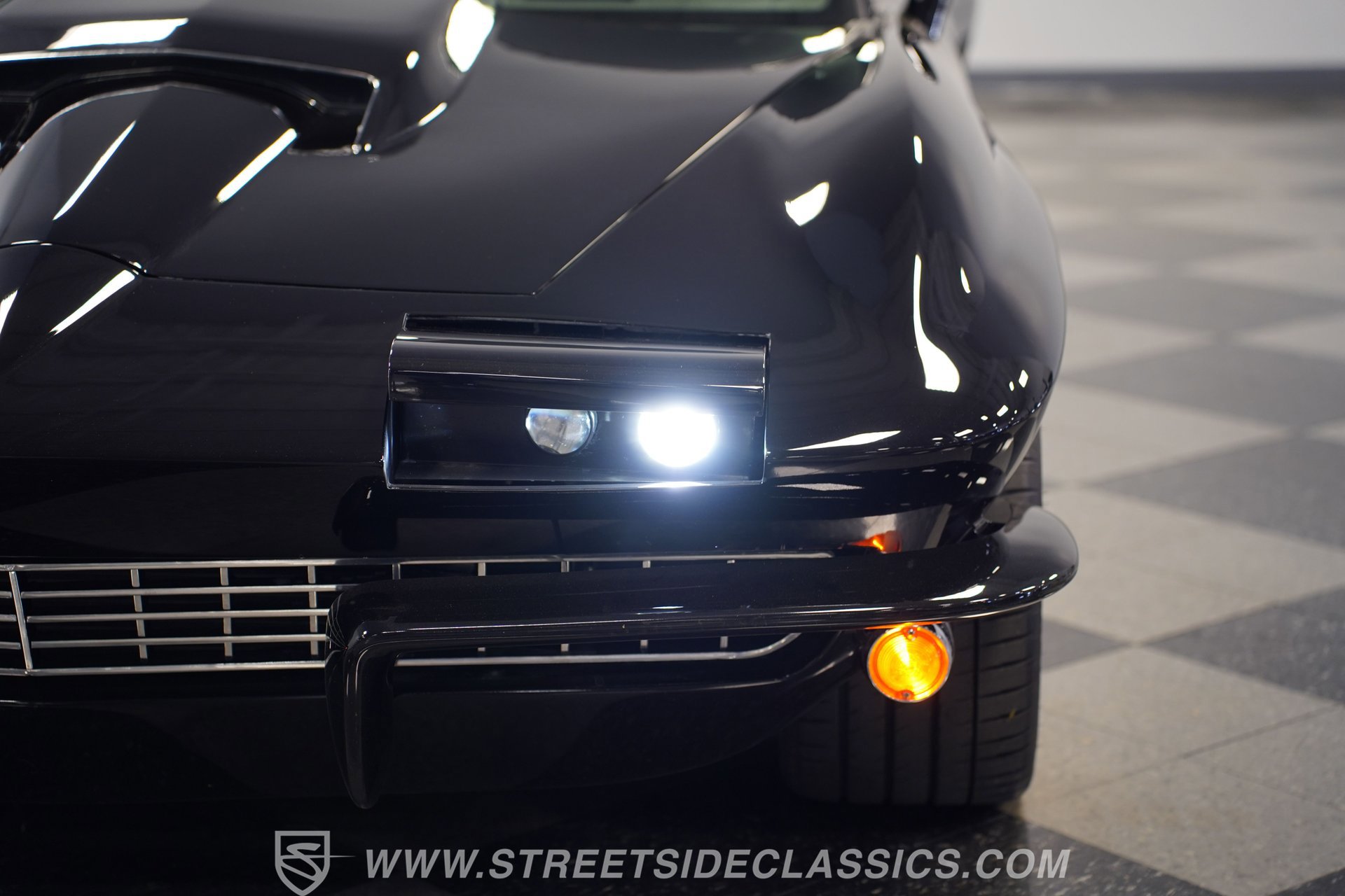 Used 2010 Chevrolet Corvette Grand Sport w/ Preferred Equipment Group image 21