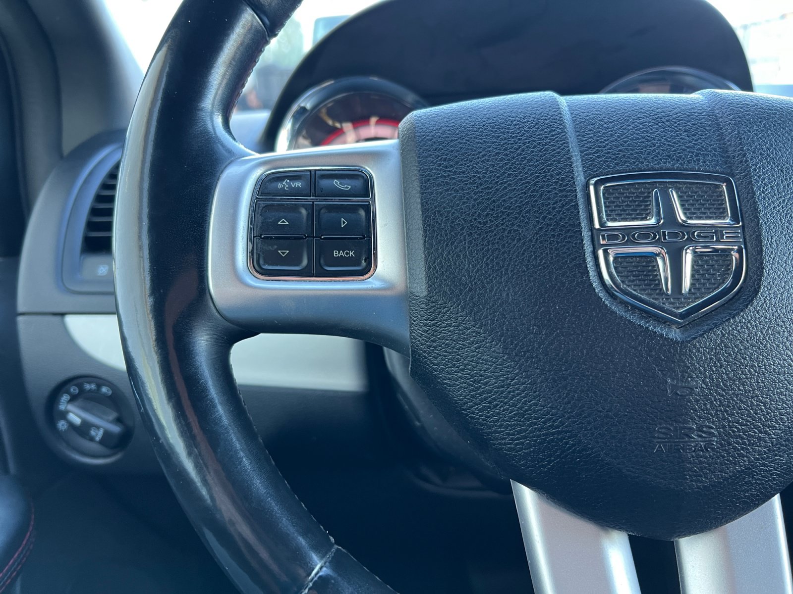 Used 2018 Dodge Grand Caravan GT FWD image 28
